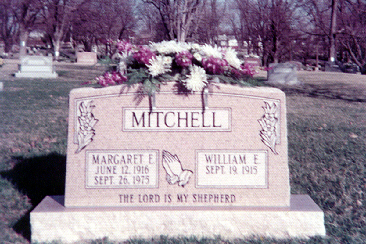 Margaret Elizabeth Drugan, wife of 2nd husband William E. Mitchell  (2812 KB)
 
Greenmount Cemetery
Quincy, Adams, County, Illinois
(Click on Picture to View Full Size)