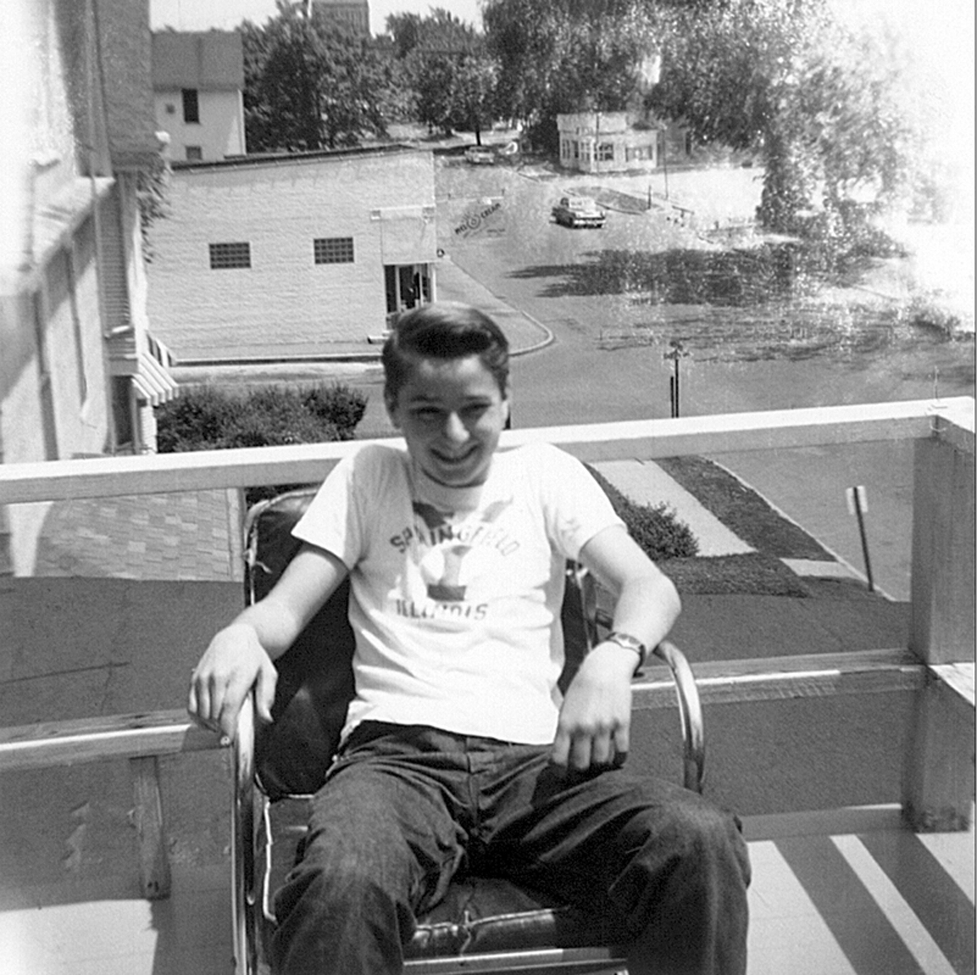Brian Lightfoot  (3900 KB)
Jul 1961 
427 West Jefferson Street, 3rd floor
Springfield, Illinois
(Click on Picture to View Full Size)