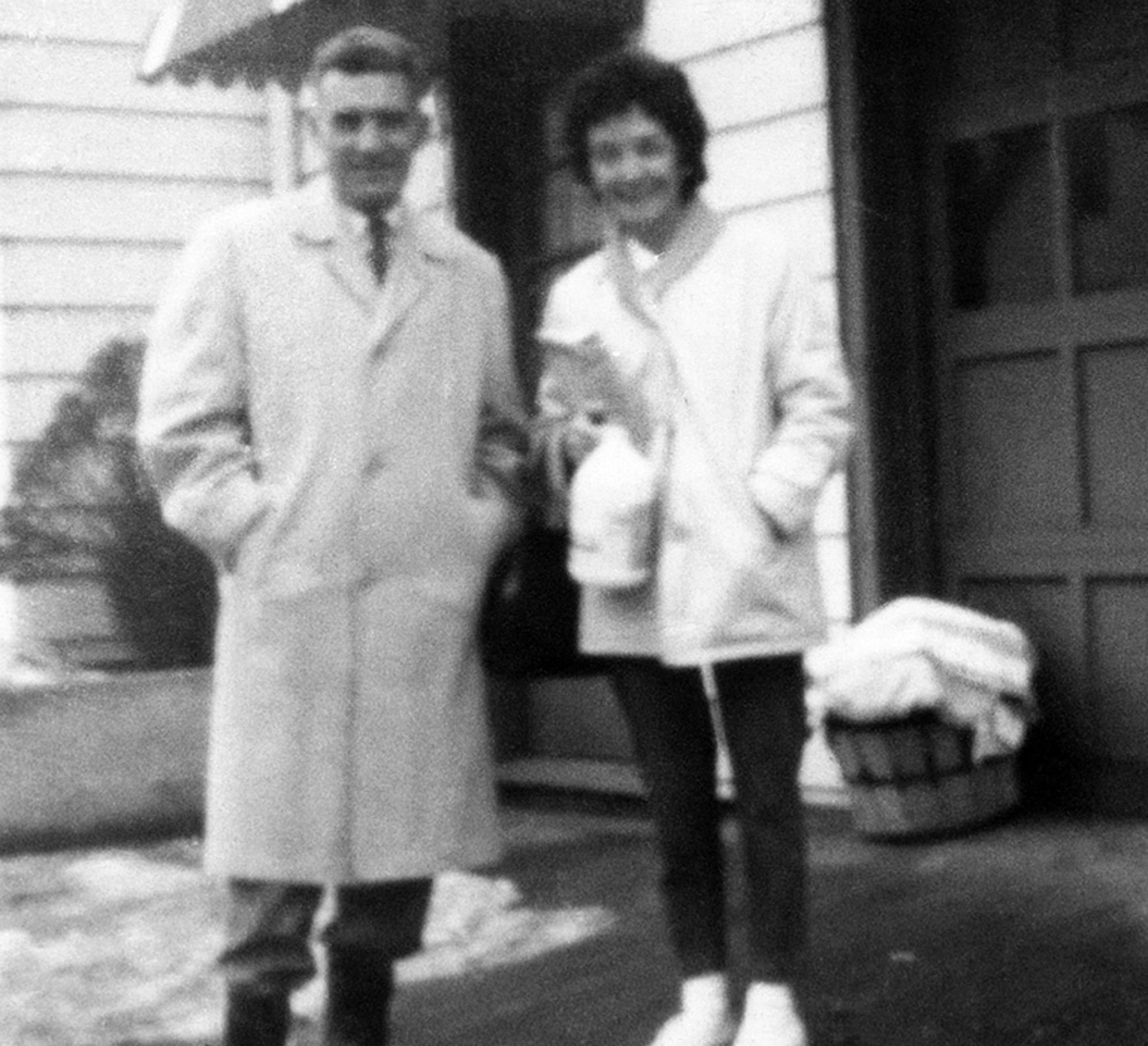 William Mitchell and Margaret Lightfoot  (3560 KB)
1962 
105 Forest Avenue
Rockford, Illinois
(Click on Picture to View Full Size)